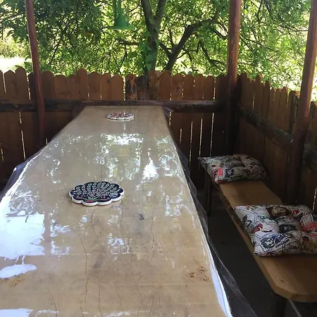 אכסניה Natural Village *